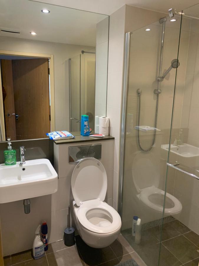 King Dems Home Dagenham Extérieur photo